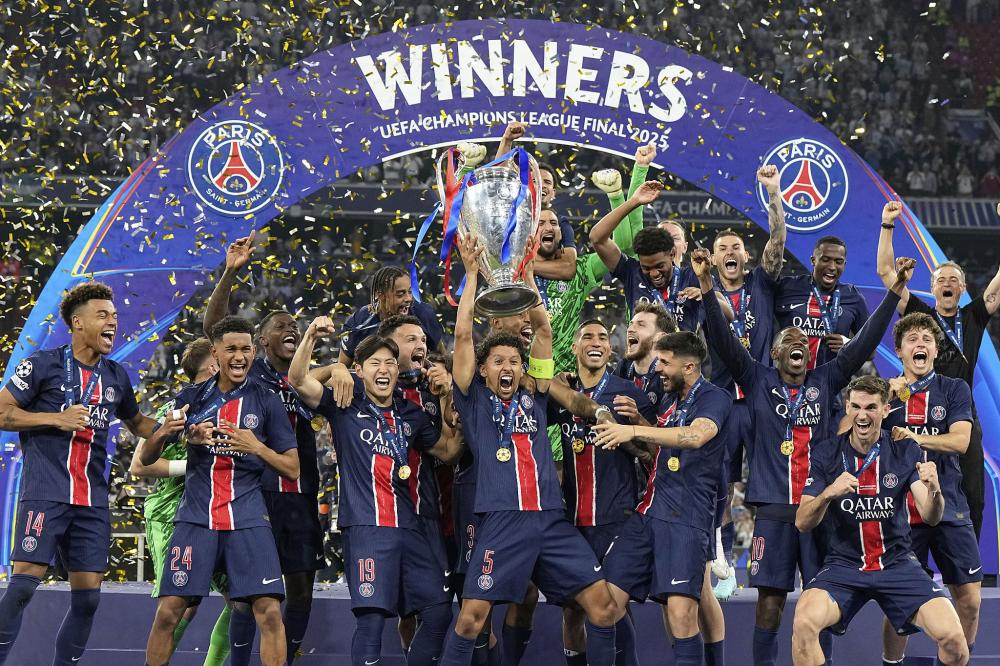 博洛尼亚vs克雷莫内塞：奥尔索利尼、胡安-米兰达首发，瓦尔迪、奥代罗出战