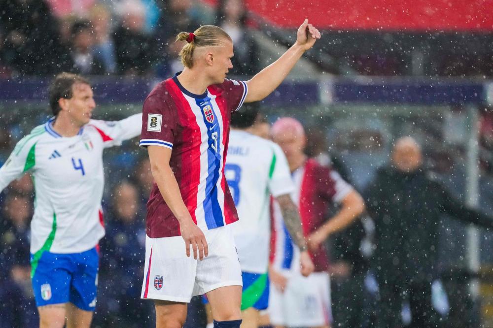 第94分钟丢球，阿森纳遭读秒绝杀！领先优势只剩3分，曼城看到希望！